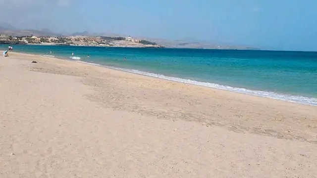 Breiter Sandstrand von Costa Calma
